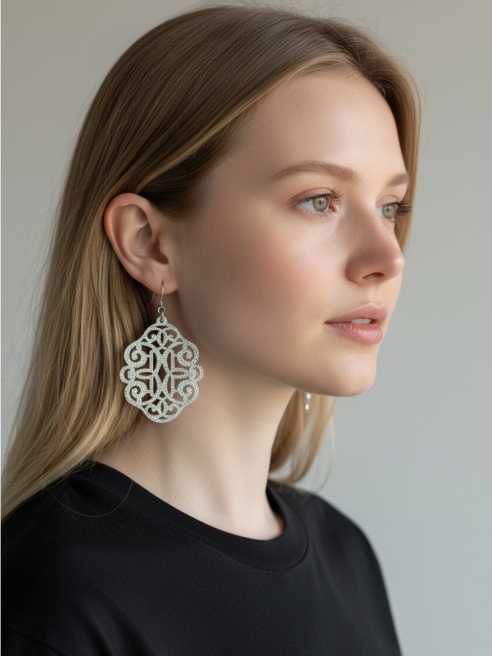 10/2 Silver Filigree Drop Earrings - Elegant Women's Jewelry